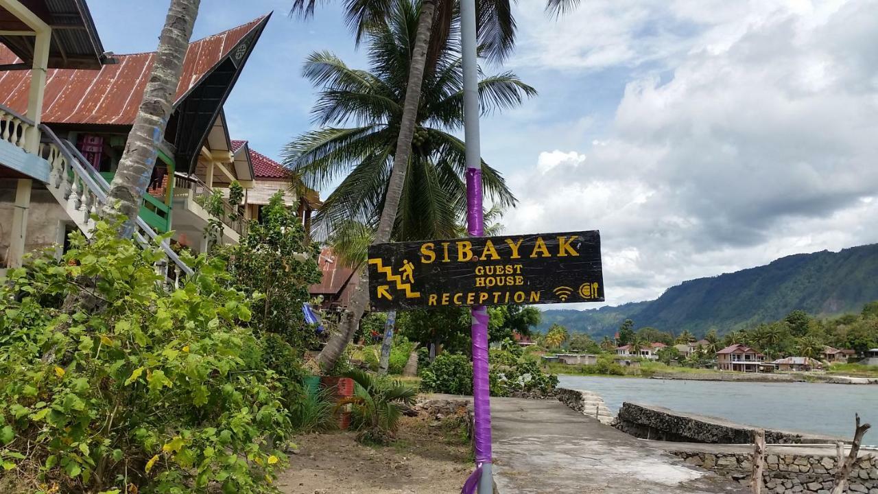Sibayak Guesthouse Tuk Tuk Kültér fotó