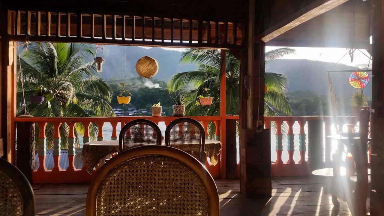 Sibayak Guesthouse Tuk Tuk Kültér fotó